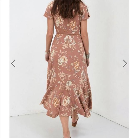 Camel Garden Party Boho Floral Dress - Picture 5 of 7